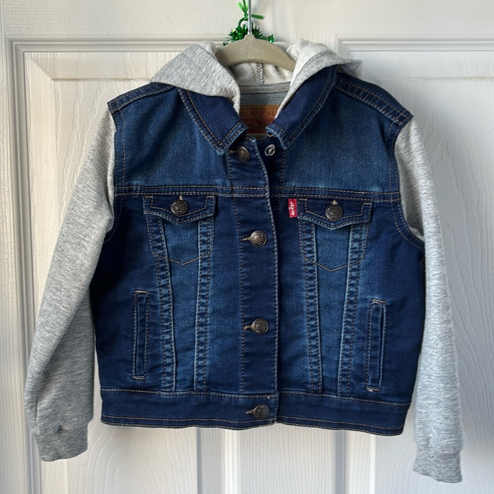 Levi Jean, hooded jacket. Never worn.